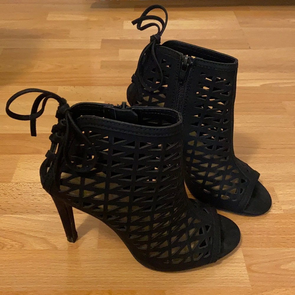 Black heels